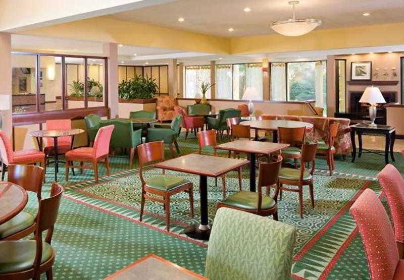 Courtyard By Marriott Baltimore Hunt Valley Restoran gambar